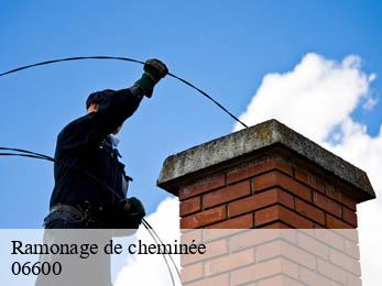 Ramonage de cheminée  06600